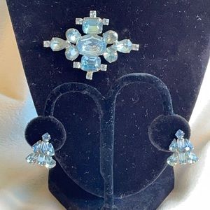 Vtg Coro ice blue brooch and earrings Demi Parure